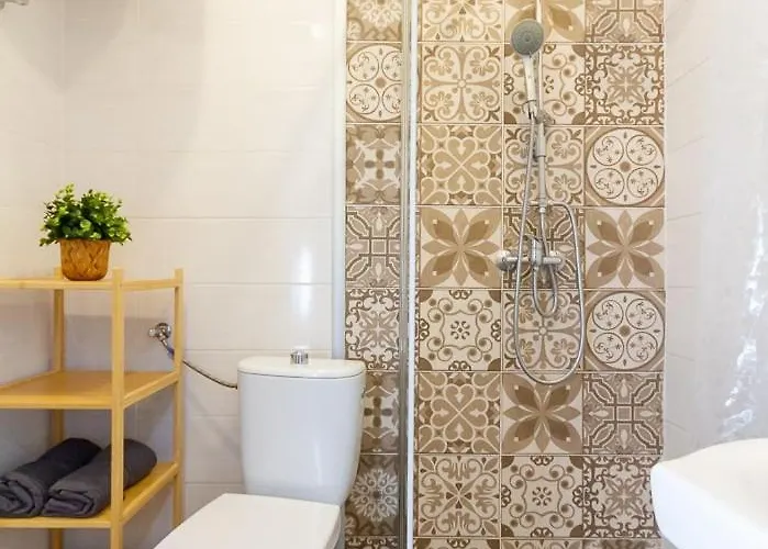Balinese Vibe Downtown Apartment Budapest